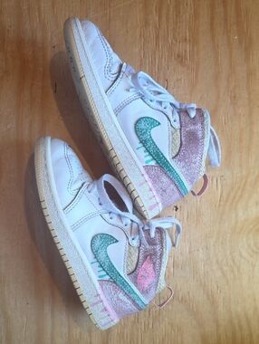 Nike AIR JORDAN RETRO 1 MID Paint Drip Size 11C